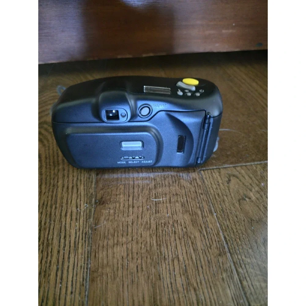 Brand New Minolta Riva Zoom Pico Freedom Action Zoom Film Camera QD
